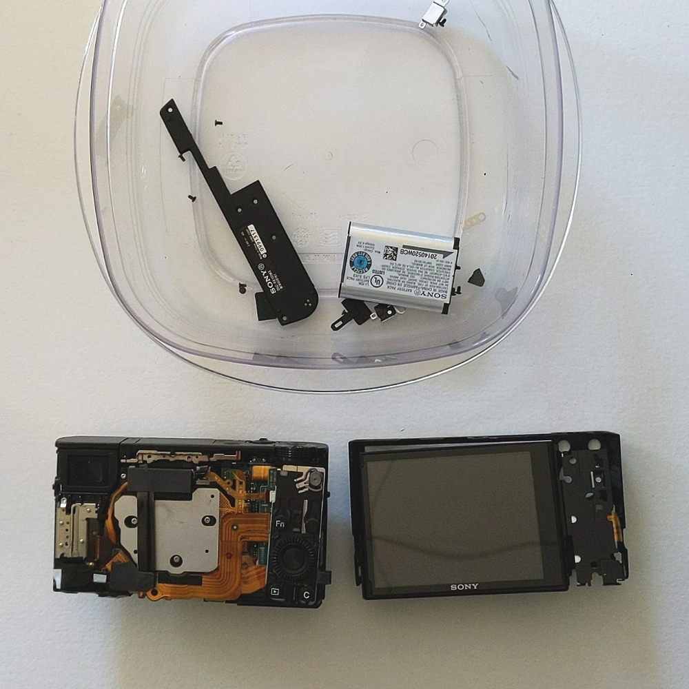 Sony DSC-RX100 III